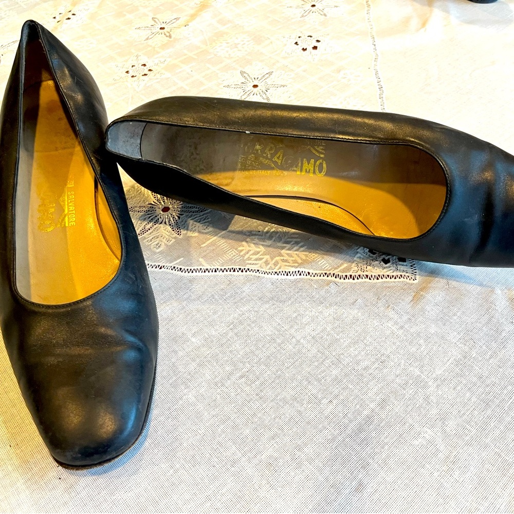 Salvatore Ferragamo Black 100% Leather size 9 Heels